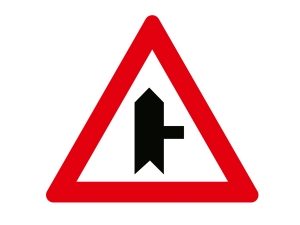 Ana Yol Tali Yol Kavşağı Levhası T-22b Ana Yol Tali Yol Kavşağı Levhası T-22b