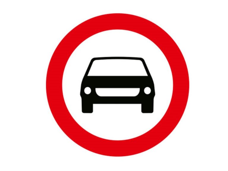 Motorlu Taşıt Trafiğine Kapalı Yol Levhası TT-6